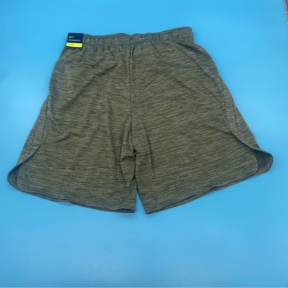 Nike Dri-Fit Athletic Shorts Green Standard Fit Size XL - Picture 5 of 13
